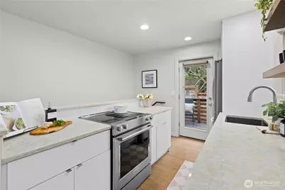 3911 SW Forest Street, Seattle, WA 98116 - Photo 14