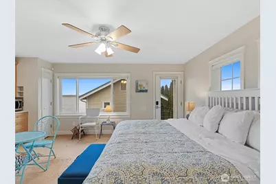 19126 Soundview Drive NW, Stanwood, WA 98292 - Photo 32