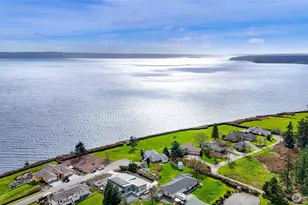 1207 Rainier Ln, Oak Harbor, WA 98277 - Photo 4