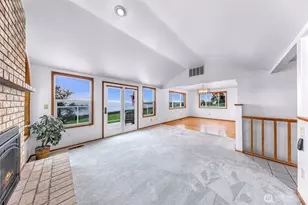 1207 Rainier Ln, Oak Harbor, WA 98277 - Photo 10