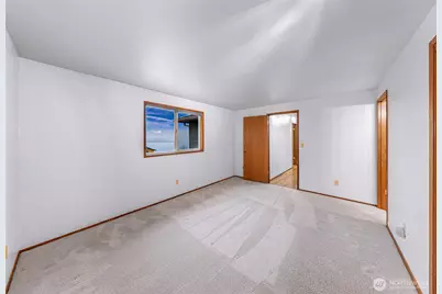 1207 Rainier Lane, Oak Harbor, WA 98277 - Photo 22