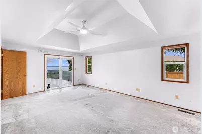 1207 Rainier Lane, Oak Harbor, WA 98277 - Photo 20