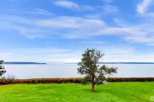 1207 Rainier Ln, Oak Harbor, WA 98277 - Photo 2
