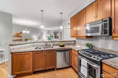 15700 116th Avenue NE #102-A, Bothell, WA 98011 - Photo 12