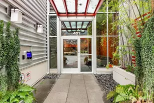 401 9th Ave N, Seattle, WA 98109 - Photo 30