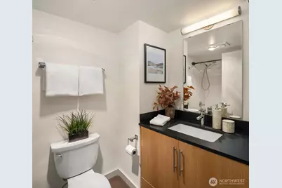 401 9th Avenue N #102, Seattle, WA 98109 - Photo 18