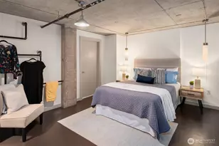 401 9th Ave N, Seattle, WA 98109 - Photo 16