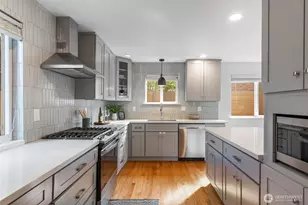 336 NW 46th St, Seattle, WA 98107 - Photo 10