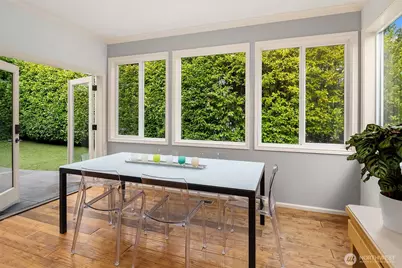 10414 SE 13th Street, Bellevue, WA 98004 - Photo 16