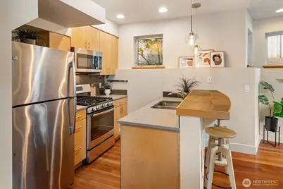 2363 S McClellan Street, Seattle, WA 98144 - Photo 12