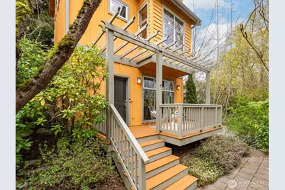 2363 S McClellan Street, Seattle, WA 98144 - Photo 2
