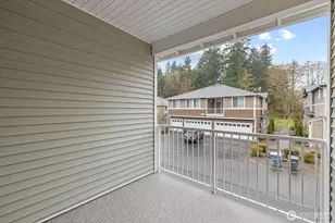 1673 Burnside Pl, DuPont, WA 98327 - Photo 14