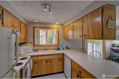 30505 H Street, Ocean Park, WA 98640 - Photo 10