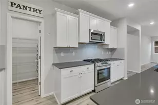 19814 135th Ave E, Graham, WA 98338 - Photo 8