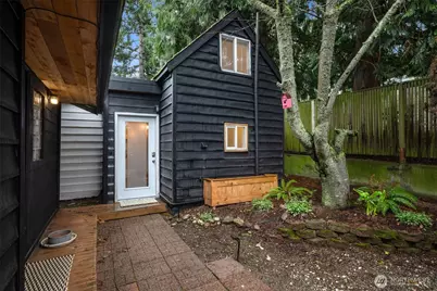 21108 1st Avenue S, Des Moines, WA 98198 - Photo 24