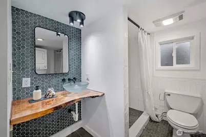 21108 1st Avenue S, Des Moines, WA 98198 - Photo 30