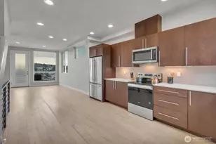 3639 13th Ave W, Seattle, WA 98119 - Photo 10