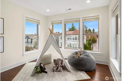 8505 NE 123rd Place, Kirkland, WA 98034 - Photo 20