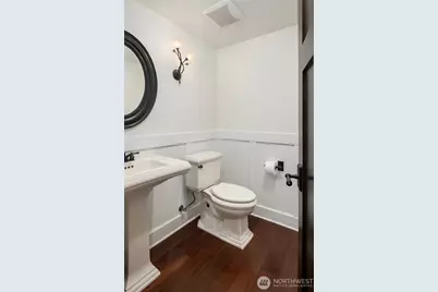 8505 NE 123rd Place, Kirkland, WA 98034 - Photo 16