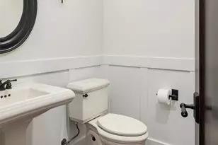 8505 NE 123rd Pl, Kirkland, WA 98034 - Photo 16