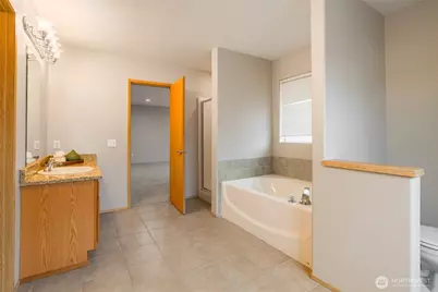 12821 SE 225th Court, Kent, WA 98038 - Photo 14
