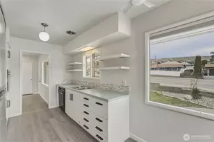 1530 Eastmont Ave, East Wenatchee, WA 98802 - Photo 10