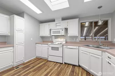 8430 15th Place SE #20, Lake Stevens, WA 98258 - Photo 10