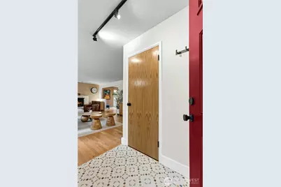 21214 96th Avenue W, Edmonds, WA 98020 - Photo 4