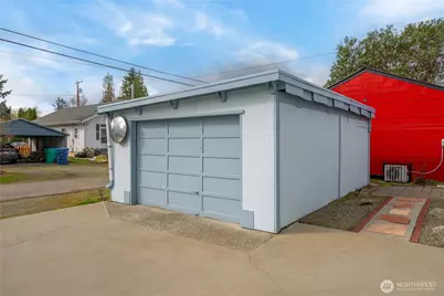 1925 5th Avenue SE, Olympia, WA 98501 - Photo 8