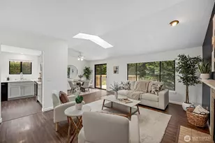 5746 S 300th Pl, Auburn, WA 98001 - Photo 8