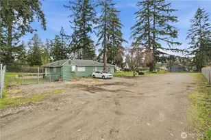 525 138 St E, Tacoma, WA 98445 - Photo 4