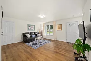 7913 Ayer St SE, Olympia, WA 98501 - Photo 4