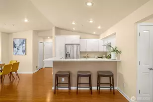 12034 15th Ave NE, Seattle, WA 98125 - Photo 8