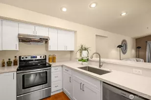 12034 15th Ave NE, Seattle, WA 98125 - Photo 6