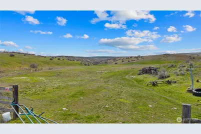 51 Xx Trails End Drive, Ellensburg, WA 98926 - Photo 1