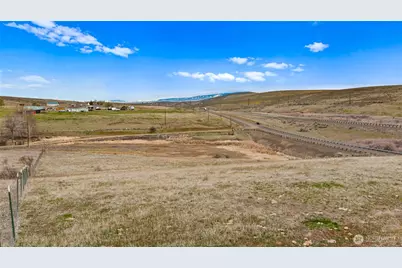 1 Xx Trails End Drive, Ellensburg, WA 98926 - Photo 2