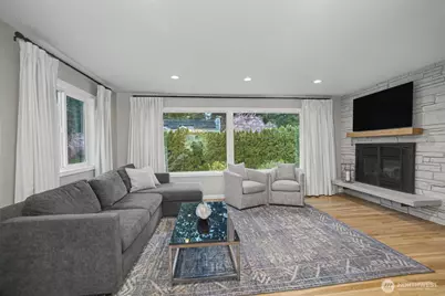 11447 5th Avenue S, Seattle, WA 98168 - Photo 4