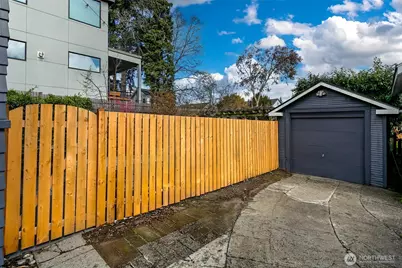 6526 Dibble Avenue NW, Seattle, WA 98117 - Photo 28