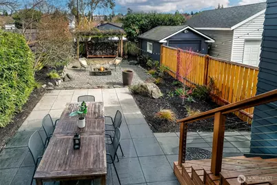 6526 Dibble Avenue NW, Seattle, WA 98117 - Photo 22