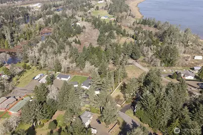 300 E Rain Street NE, Ocean Shores, WA 98569 - Photo 10