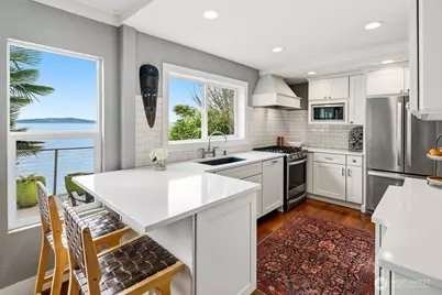 3847 Beach Drive SW, Seattle, WA 98116 - Photo 10