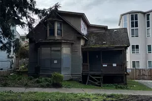 2531 Gilman Dr W, Seattle, WA 98199 - Photo 6