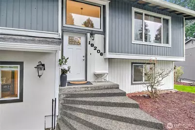 19206 54th Street E, Lake Tapps, WA 98391 - Photo 2