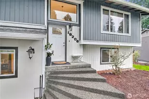 19206 54th St E, Lake Tapps, WA 98391 - Photo 2