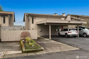 924 W Emerson St, Seattle, WA 98119 - Photo 2