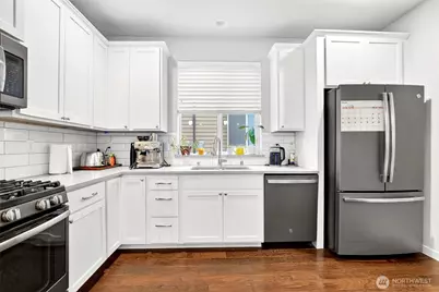 22925 79th Place W #B, Edmonds, WA 98026 - Photo 4