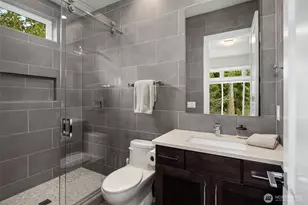 27138 NE 29th Pl, Redmond, WA 98053 - Photo 18