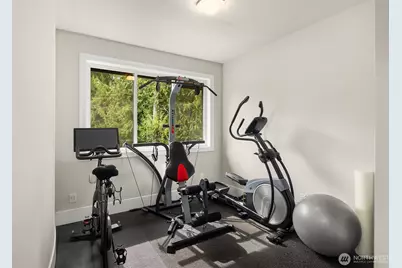 27138 NE 29th Place, Redmond, WA 98053 - Photo 32