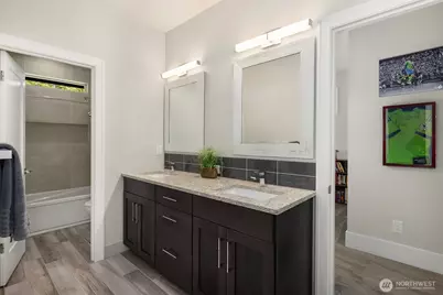 27138 NE 29th Place, Redmond, WA 98053 - Photo 30