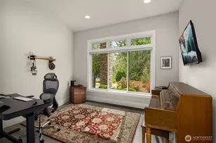 27138 NE 29th Pl, Redmond, WA 98053 - Photo 16